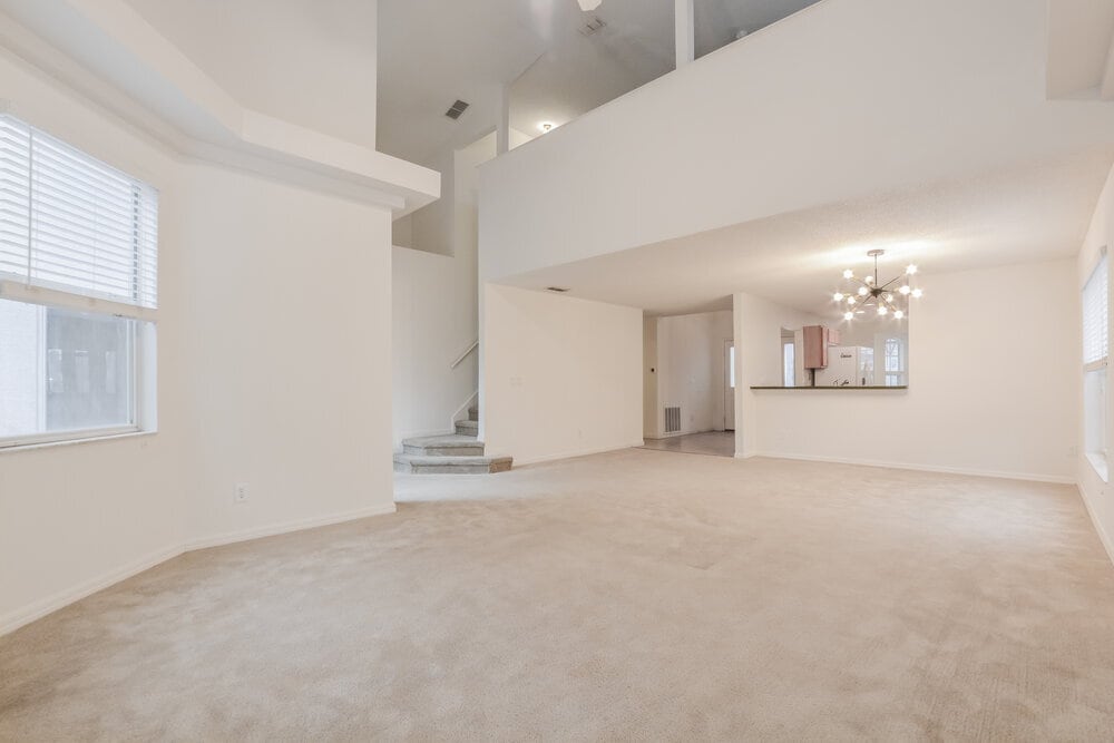 Building Photo - 2601 River Ridge Dr