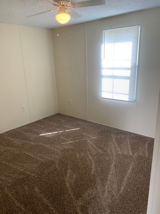 Building Photo - 2444 Culbreth Dr