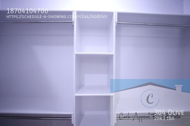 Building Photo - 304 Olive-