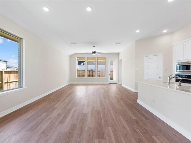 Building Photo - 4203 Chloe Ridge Ln