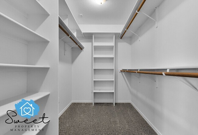 Building Photo - 5499 S Yarrow Pl