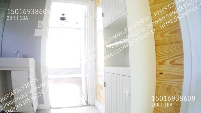 Building Photo - 2707 Truxillo St