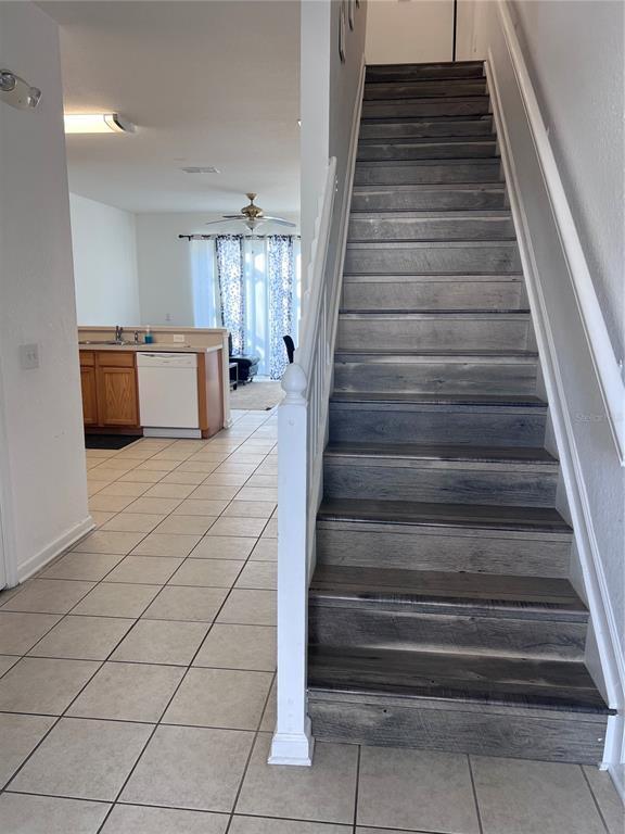 Building Photo - 2568 Maneshaw Ln