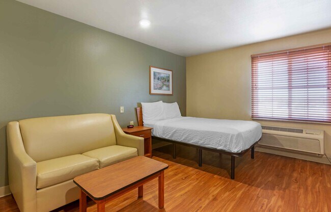 Building Photo - Furnished Studio-Oklahoma City - Bethany