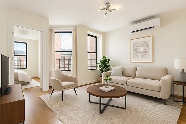 Primary Photo - 524 W 134th St