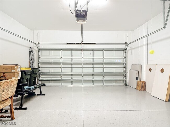 Building Photo - 15919 Leaning Pine Ln