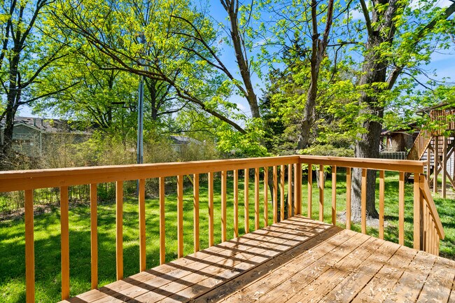 Building Photo - 3609 Madera Dr