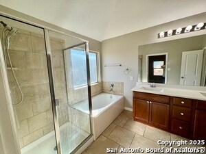 Building Photo - 1909 Twisted River