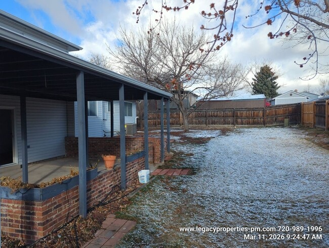 Building Photo - QUAINT SPLIT LEVEL IN MORRISON