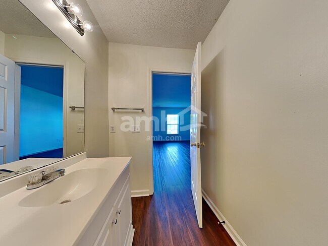 Building Photo - 132 Wildberry Ln