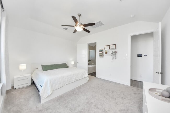 Building Photo - 4111 Crossfind Ct