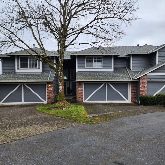 Primary Photo - Spacious Double Primary Home in West Linn