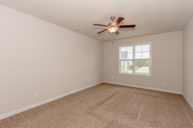 Building Photo - 500 Caldwell Loop