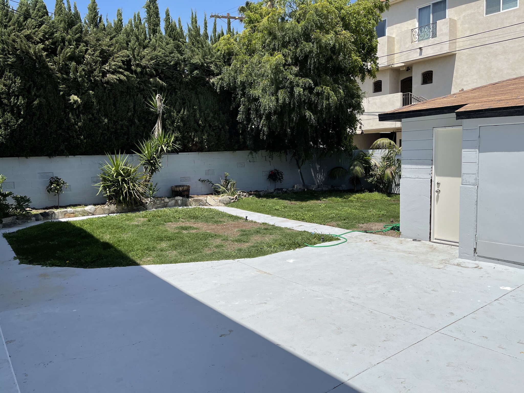 Backyard - 15013 Hartsook St