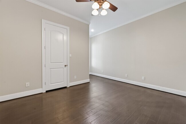 Building Photo - 5942 Sagamore Bay Ln