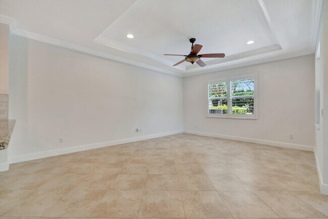 Building Photo - 4559 Cadiz Cir