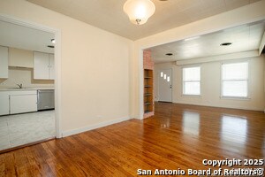 Building Photo - 223 Northill Dr