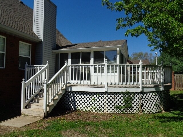 Building Photo - 1617 E Blairmont Dr