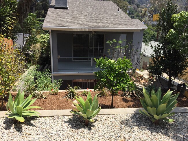 Building Photo - 2449 Corralitas Dr