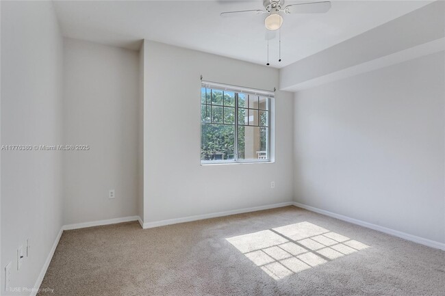 Building Photo - 6434 Emerald Dunes Dr