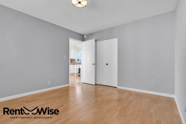 Building Photo - 11 Argent Alley