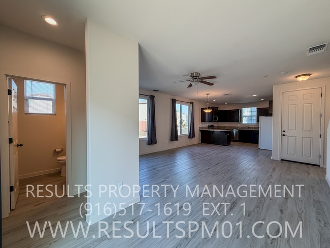 Building Photo - Stunning 4 Bedroom Home in Winding Meadow Village