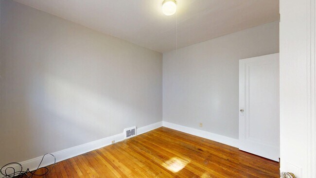 Building Photo - 1534 Belmar Rd