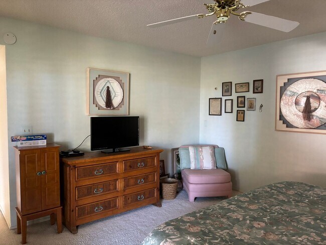 Building Photo - Amazing Golf Course Home in 45+ Active Adult Resort Community!!!  Available for April 16, 2026 th...