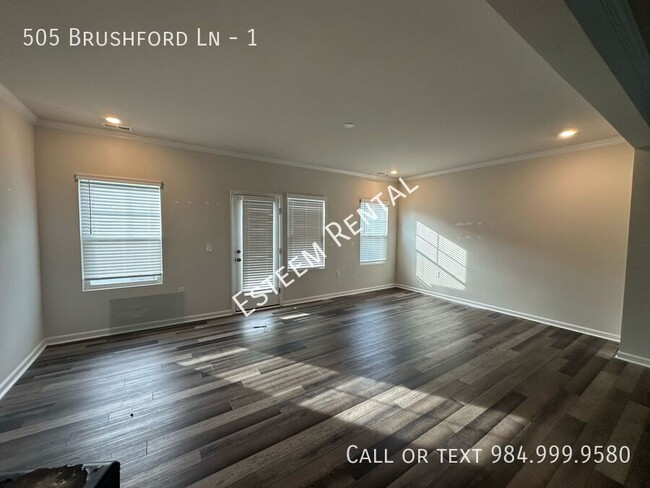 Building Photo - 505 Brushford Ln