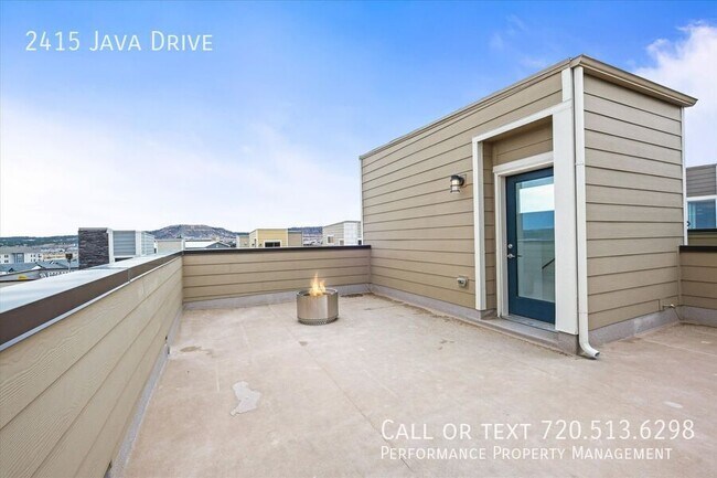 Building Photo - 2415 Java Dr