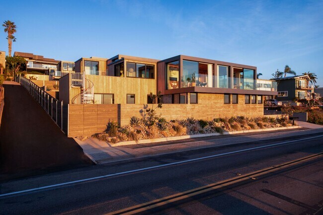 Building Photo - Fully Furnished, Modern Coastal Luxury with Stunning Ocean Views – 4BR/4BA Architectural Gem in C...