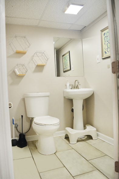 Building Photo - 10AZ Poplar Ave