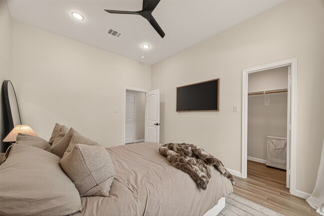 Building Photo - 4259 Noble Oak Trail