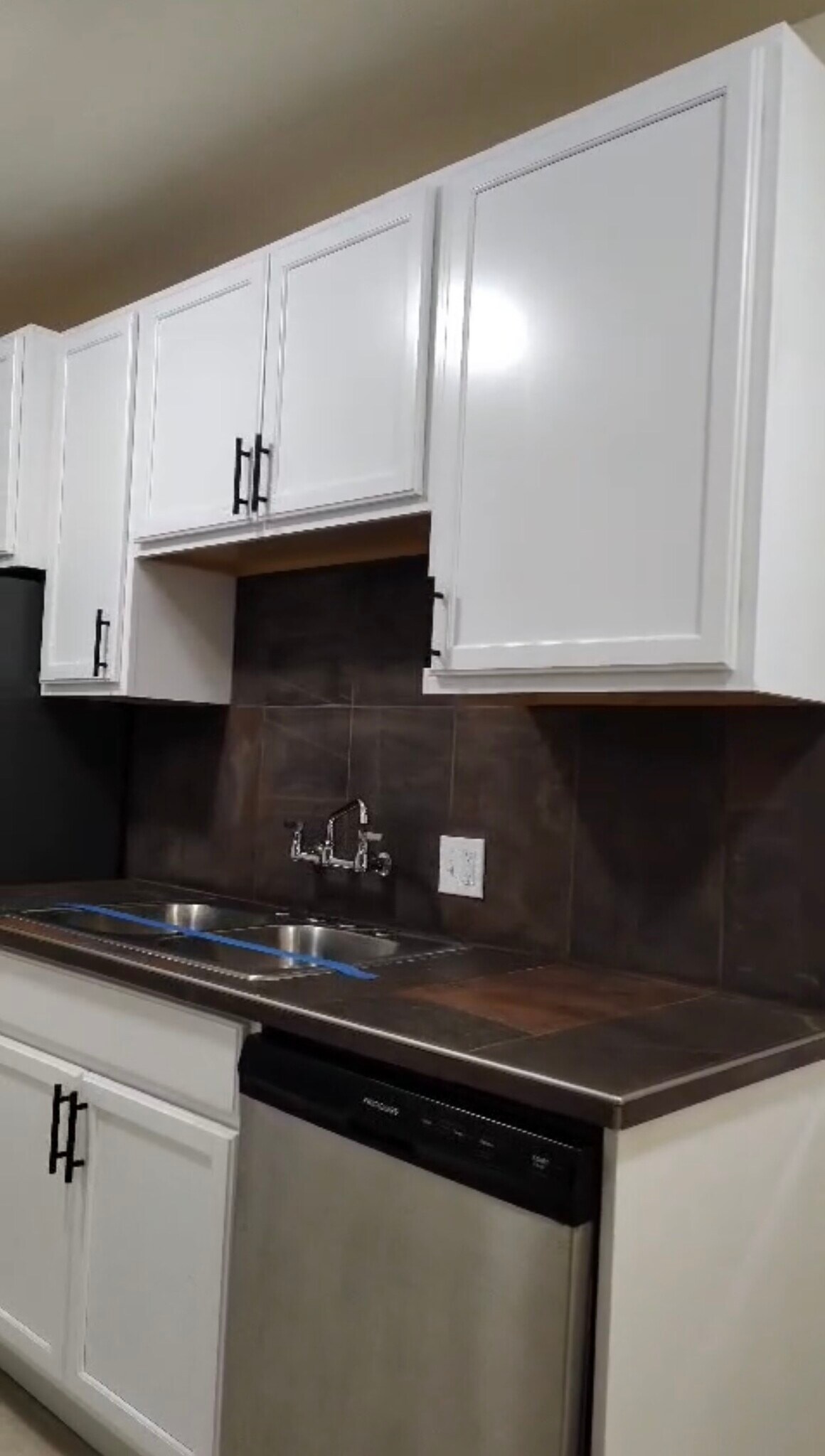 Building Photo - 9111 Cattaraugus Ave