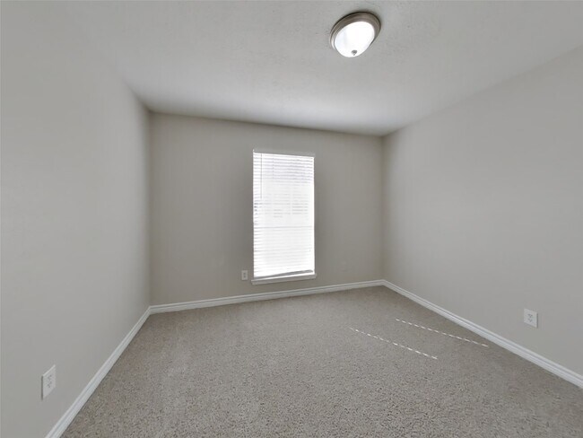 Building Photo - 5519 Bridgegate Dr