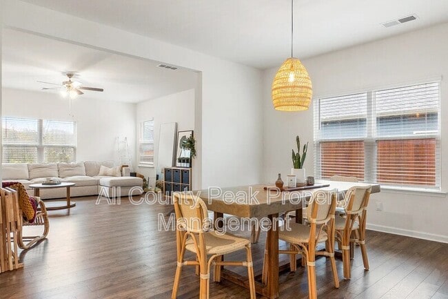 Building Photo - 6127 Prickly Lp