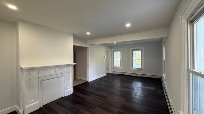 Building Photo - 91 Lincoln Pl