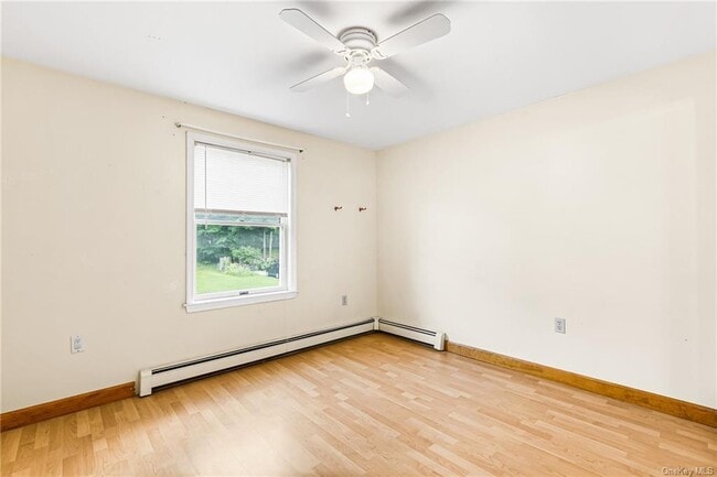 Building Photo - 19 Raker Rd