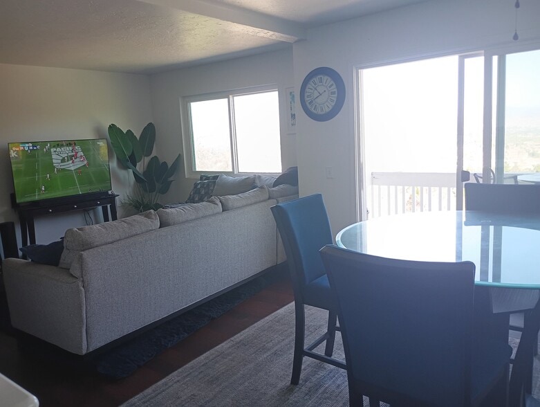 Building Photo - 4238 Vista Panorama Way