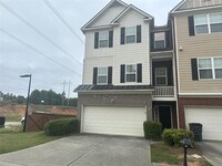 Building Photo - 1620 Halliard Dr