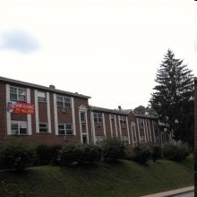 Building Photo - Ravenswood Apartments