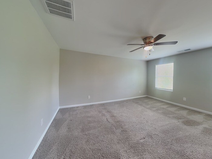 Building Photo - 779 Pointe Andrews Drive