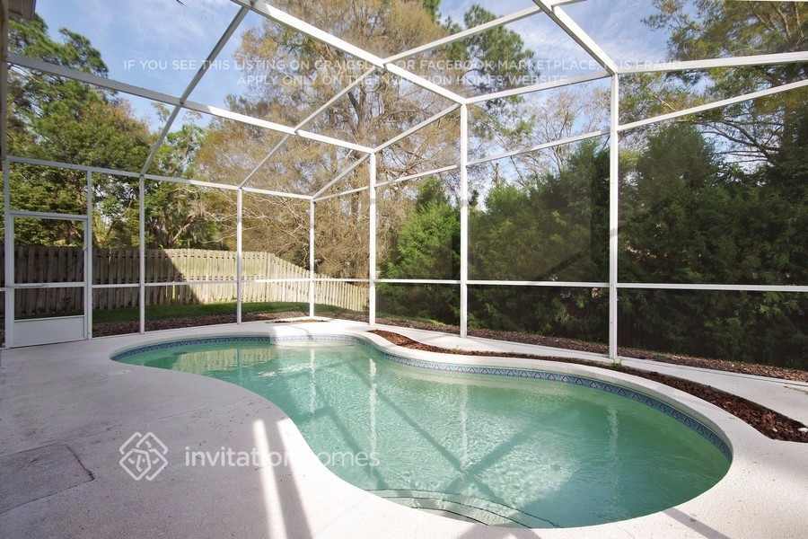 Building Photo - 127 Golfside Cir
