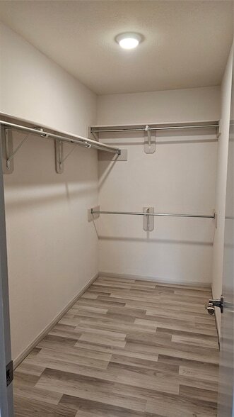Building Photo - 23510 Stratsborough Dr