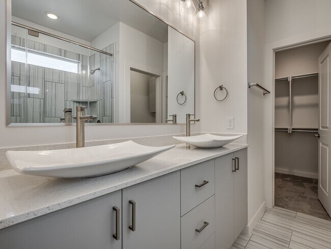 Building Photo - Beautiful New Construction Home in Oklahom...