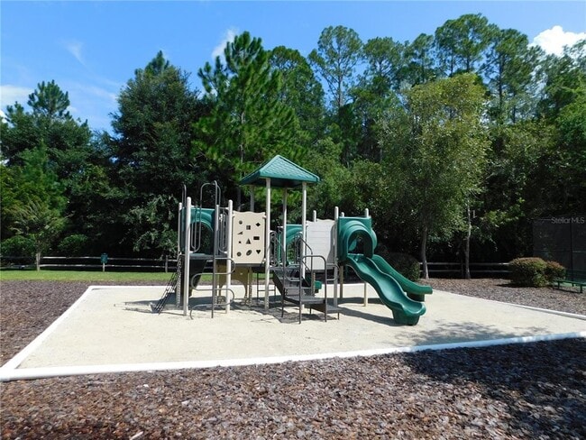 Building Photo - 5156 NW 21st Dr