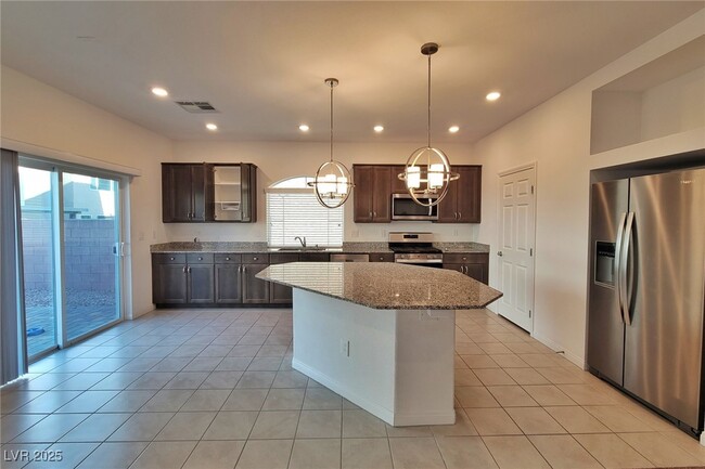 Building Photo - 7736 S Westwind Rd