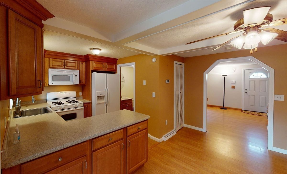 Building Photo - 32 Sentry Way