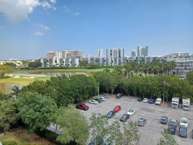 Building Photo - 1755 E Hallandale Beach Blvd