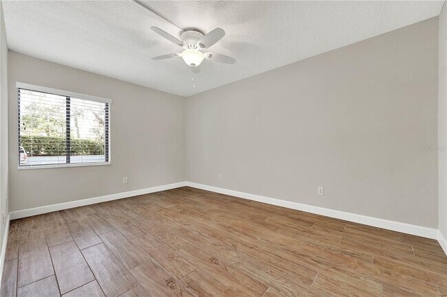 Building Photo - 2 Escondido Cir